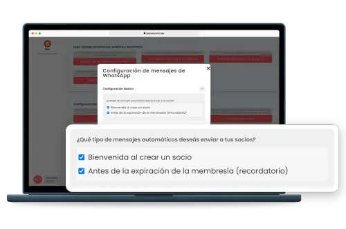 Notebook con la configuración de los mensajes de WhatsApp de un gimnasio en EasySocio y una tarjeta que amplía los dos mensajes automáticos activados: la bienvenida al crear un socio y el recordatorio antes de que venza la membresía.